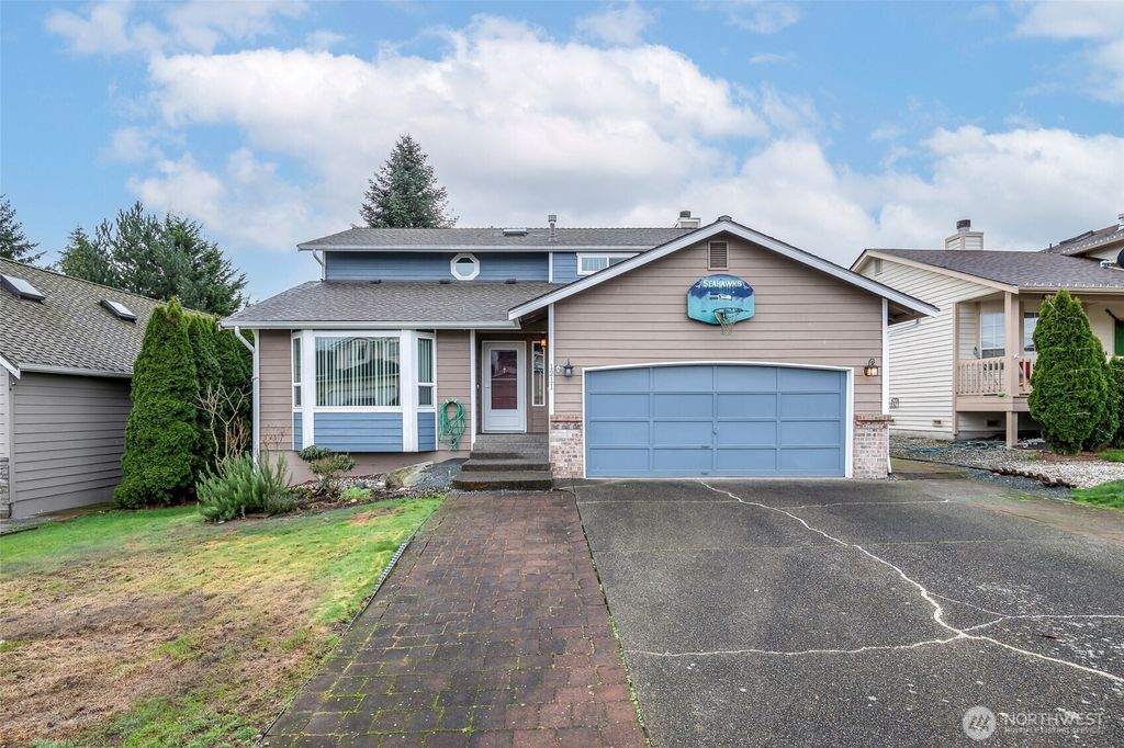 1211 SW 346th Street, Federal Way, WA 98023
