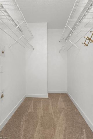 1003 High Dunes Quay Apt 206, Hampton, VA 23664