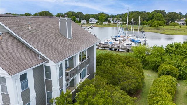 1003 High Dunes Quay Apt 206, Hampton, VA 23664