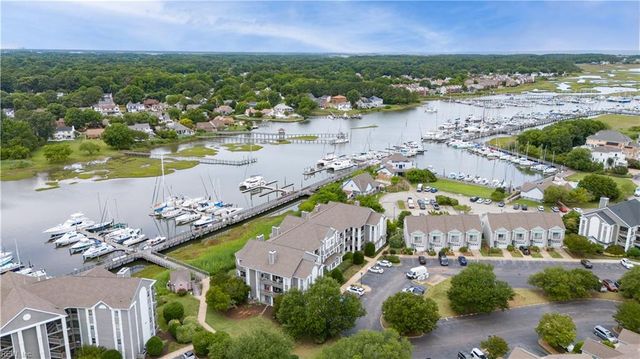 1003 High Dunes Quay Apt 206, Hampton, VA 23664