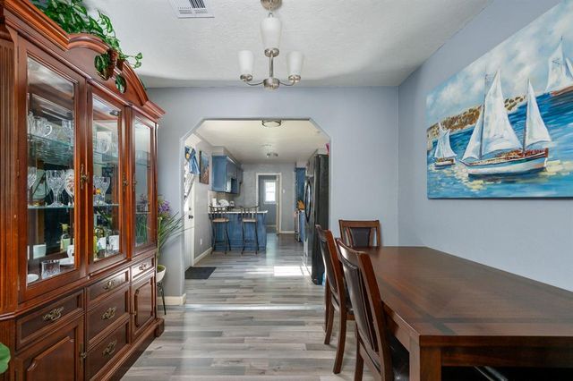 2443 SW 28th Street, Oklahoma City, OK 73108