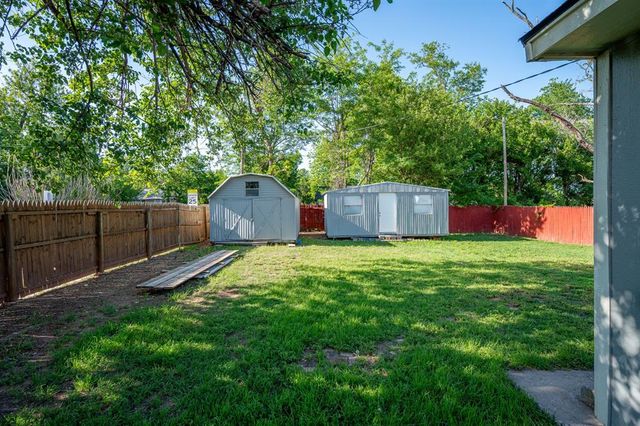 2443 SW 28th Street, Oklahoma City, OK 73108