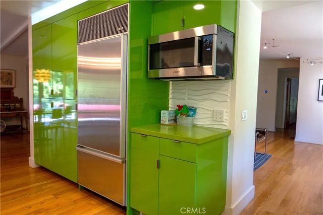 15515 Del Gado Drive, Sherman Oaks, CA 91403