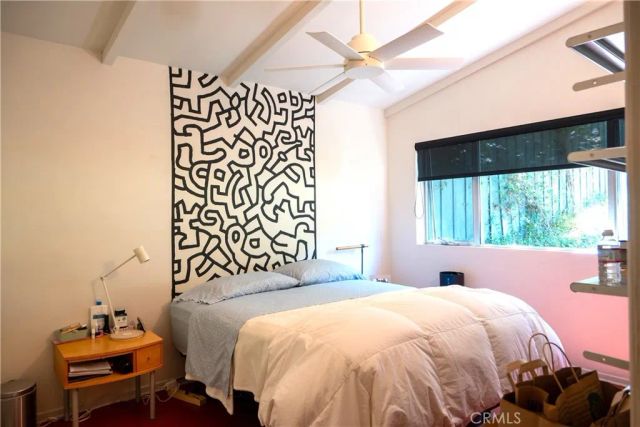15515 Del Gado Drive, Sherman Oaks, CA 91403