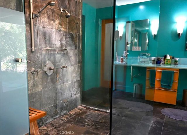 15515 Del Gado Drive, Sherman Oaks, CA 91403