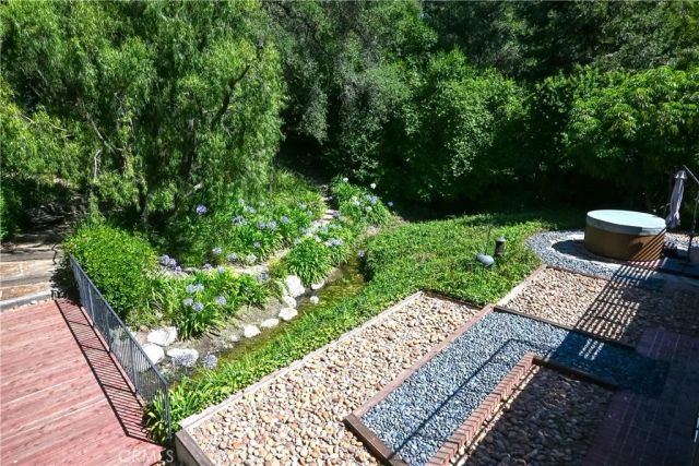 15515 Del Gado Drive, Sherman Oaks, CA 91403
