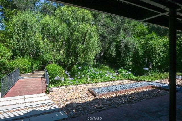 15515 Del Gado Drive, Sherman Oaks, CA 91403
