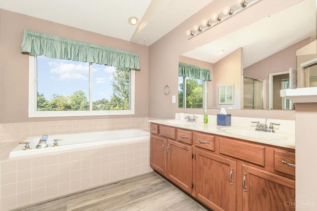 6712 Hummingbird Drive, Deerfield Twp., OH 45040