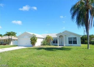 135 SE 29th ST, Cape Coral, FL 33904