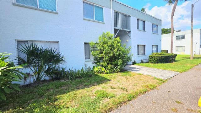 851 N KEENE ROAD Y7, Clearwater, FL 33755