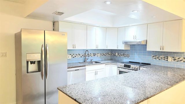 851 N KEENE ROAD Y7, Clearwater, FL 33755