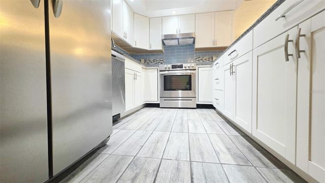 851 N KEENE ROAD Y7, Clearwater, FL 33755