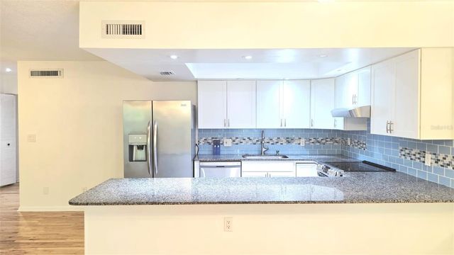 851 N KEENE ROAD Y7, Clearwater, FL 33755