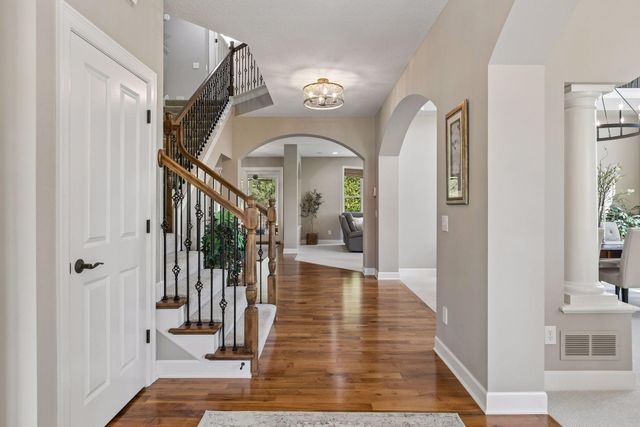 4610 Bluebell Trail N, Medina, MN 55340