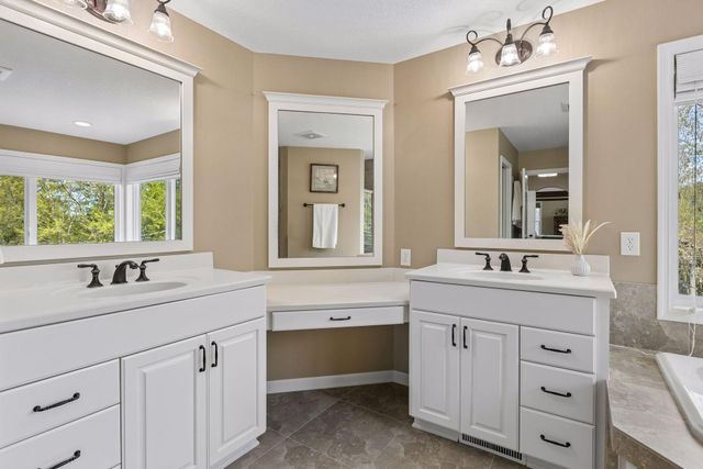 4610 Bluebell Trail N, Medina, MN 55340