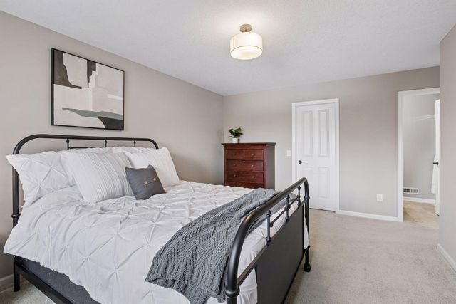 4610 Bluebell Trail N, Medina, MN 55340