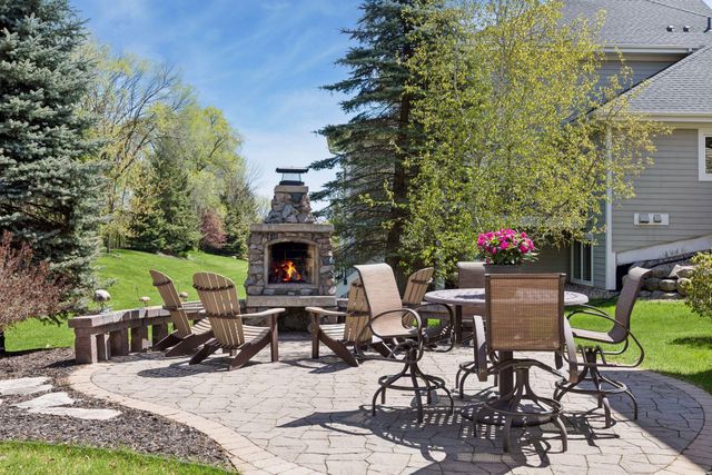 4610 Bluebell Trail N, Medina, MN 55340