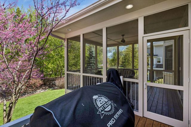 4610 Bluebell Trail N, Medina, MN 55340