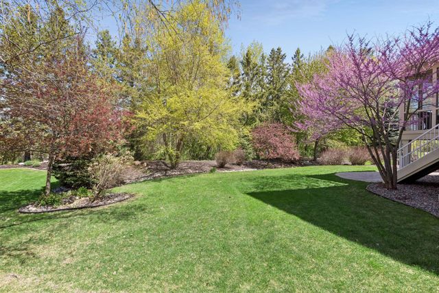 4610 Bluebell Trail N, Medina, MN 55340