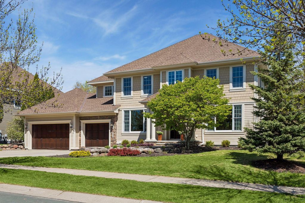 4610 Bluebell Trail N, Medina, MN 55340