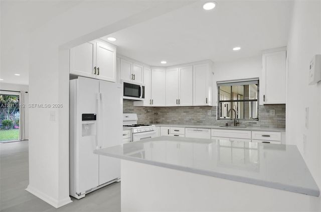 3045 SW 124th Ct, Miami, FL 33175