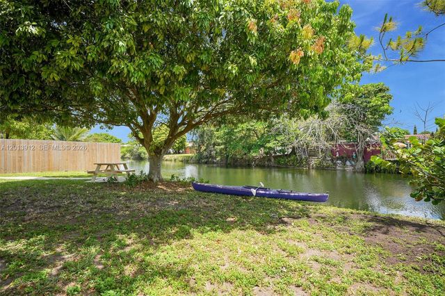3045 SW 124th Ct, Miami, FL 33175