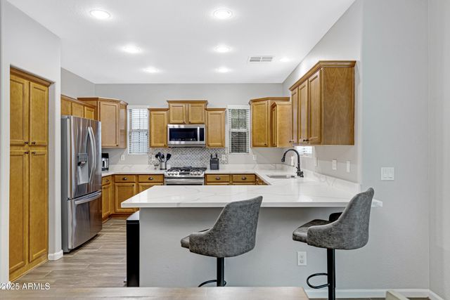 15366 W BLOOMFIELD Road, Surprise, AZ 85379