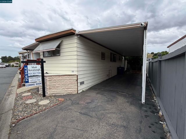 105 Eileen Ln., Concord, CA 94518