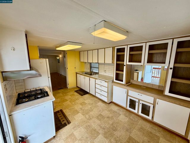 105 Eileen Ln., Concord, CA 94518