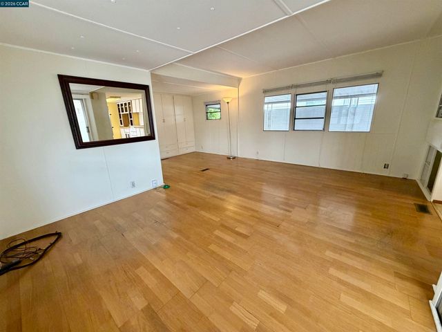 105 Eileen Ln., Concord, CA 94518