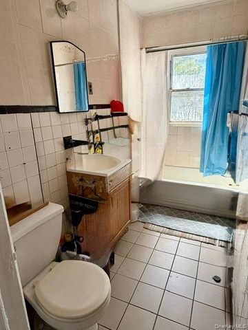 42-27 Haight Street, Flushing, NY 11355