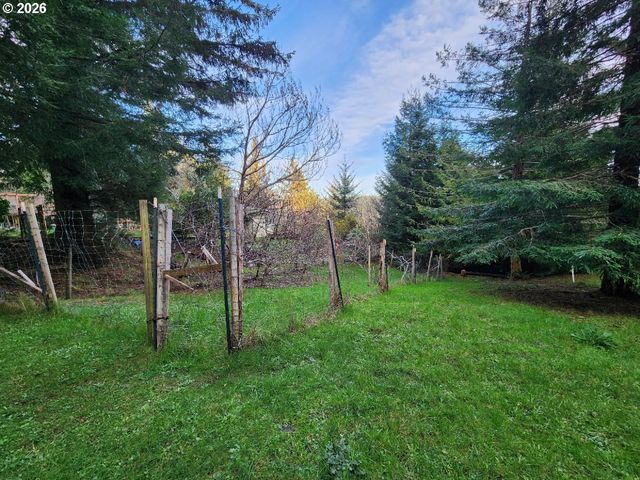 HENSLEY HILL Rd, Port Orford, OR 97465