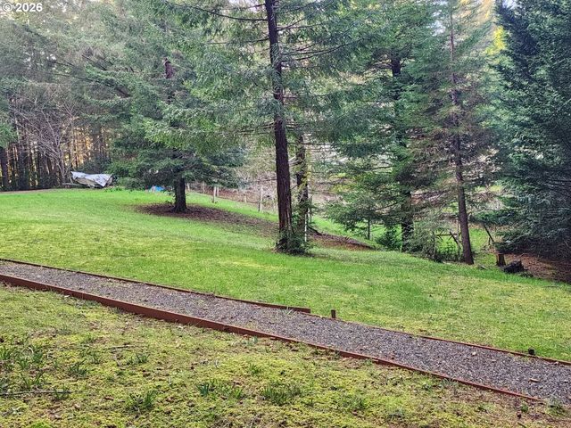 HENSLEY HILL Rd, Port Orford, OR 97465