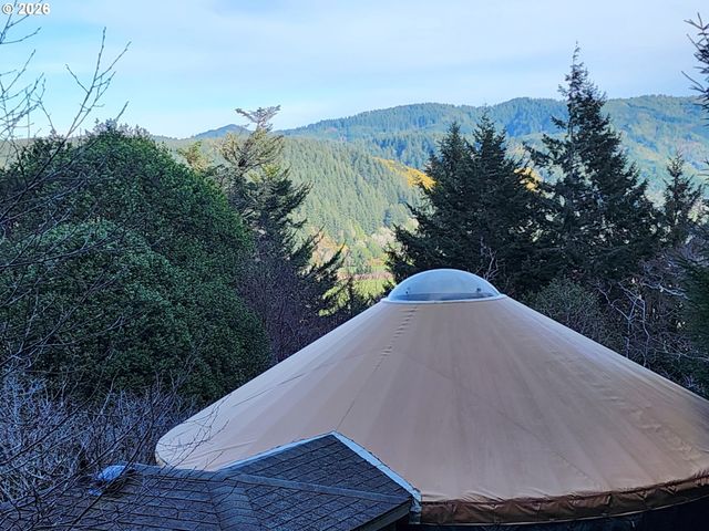 HENSLEY HILL Rd, Port Orford, OR 97465