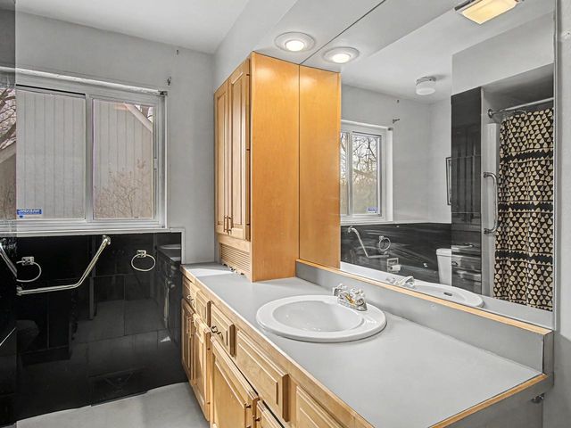 777 South Prospect Street, Burlington, VT 05401