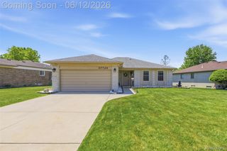 37729 Fieldcrest Lane, Sterling Heights, MI 48312
