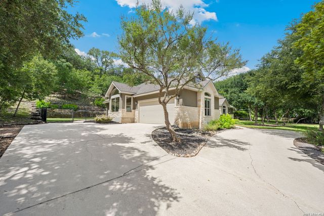 14740 Chinquapin, Helotes, TX 78023