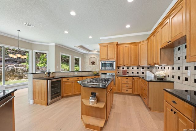 14740 Chinquapin, Helotes, TX 78023
