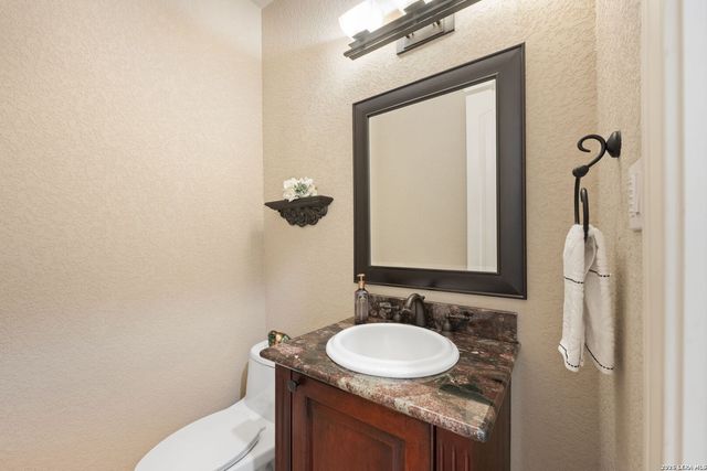 14740 Chinquapin, Helotes, TX 78023