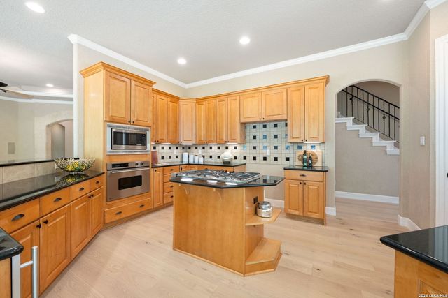 14740 Chinquapin, Helotes, TX 78023
