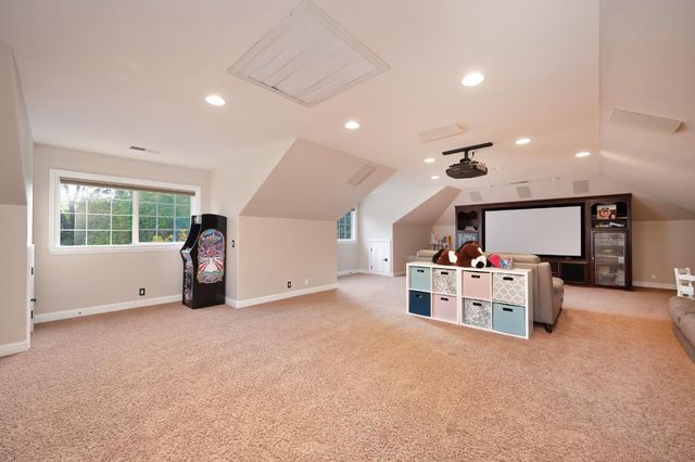 5804 Saint Francis Ct, Loomis, CA 95650