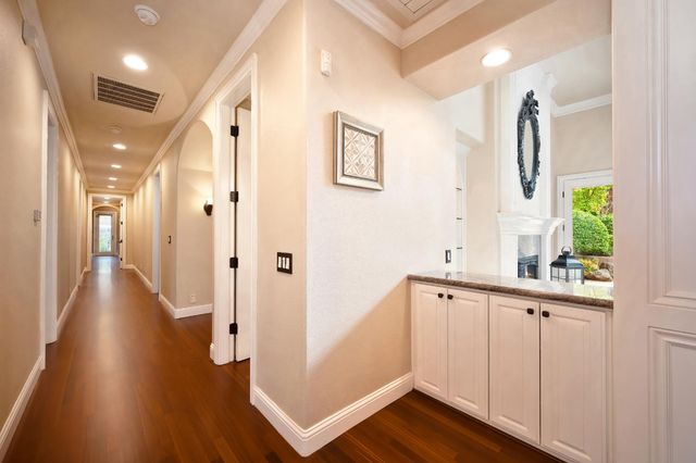 5804 Saint Francis Ct, Loomis, CA 95650