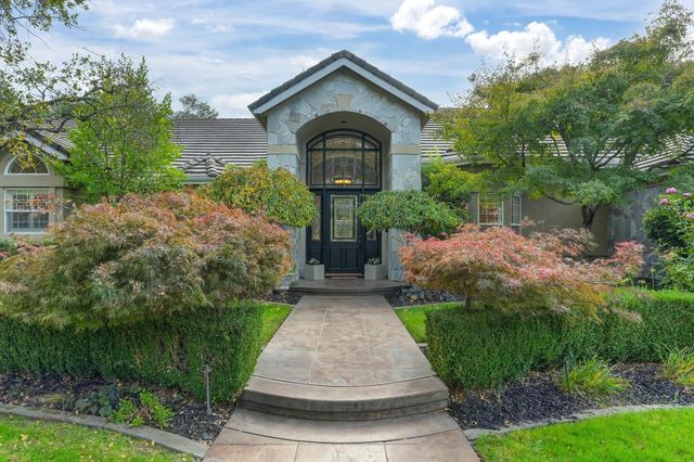 5804 Saint Francis Ct, Loomis, CA 95650