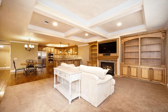 5804 Saint Francis Ct, Loomis, CA 95650