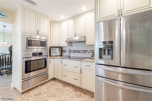 15840 Lake Candlewood DR, Fort Myers, FL 33908