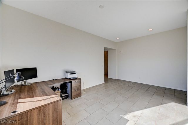 6205 Gambetta Street, Las Vegas, NV 89115