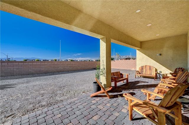 6205 Gambetta Street, Las Vegas, NV 89115