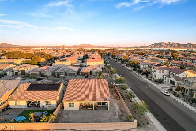 6205 Gambetta Street, Las Vegas, NV 89115