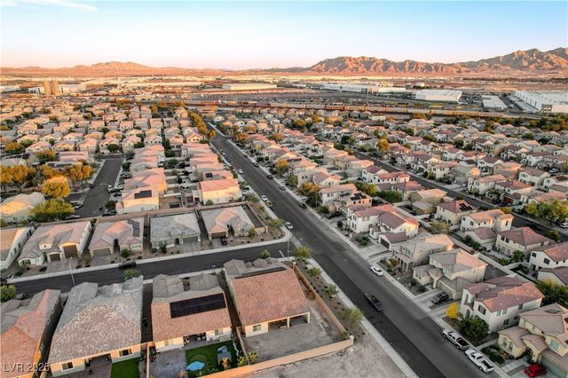 6205 Gambetta Street, Las Vegas, NV 89115