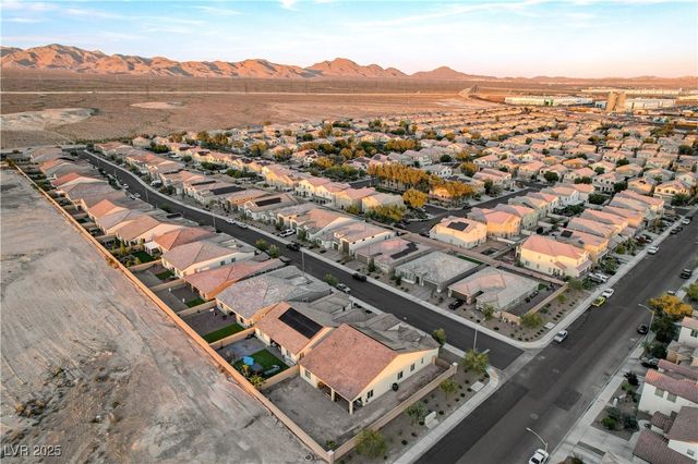 6205 Gambetta Street, Las Vegas, NV 89115